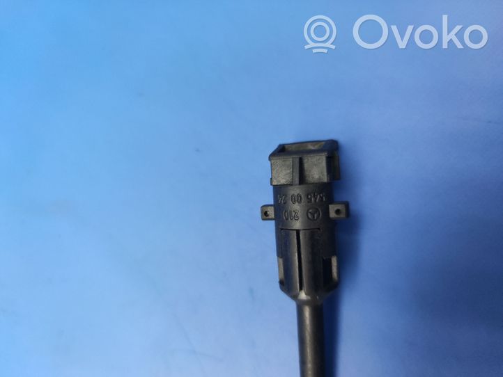 Mercedes-Benz SLK R170 Sensor de nivel del refrigerante 2105450024