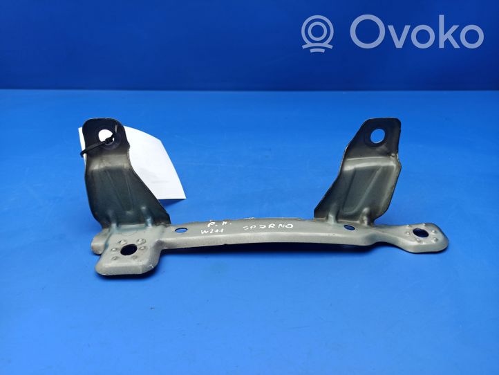 Mercedes-Benz E W211 Fender mounting bracket W211