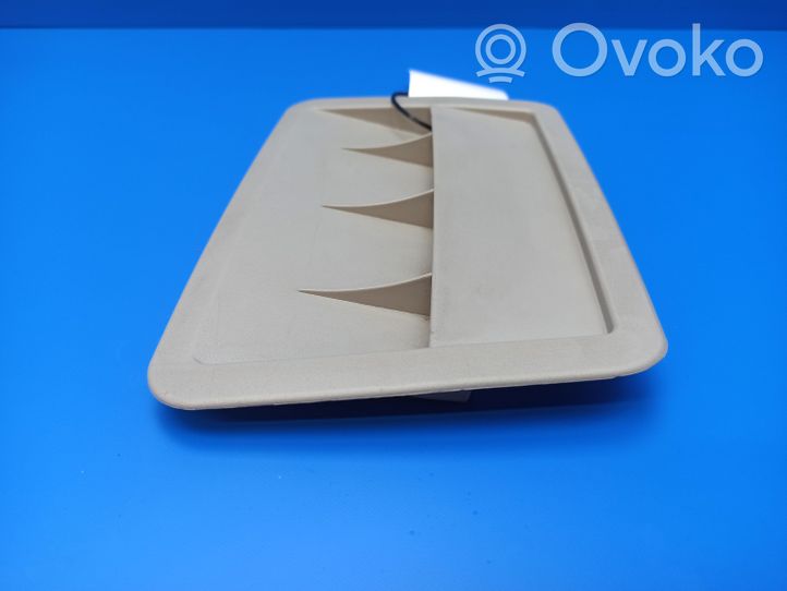 Mercedes-Benz E W211 Griglia di ventilazione posteriore A2118310336