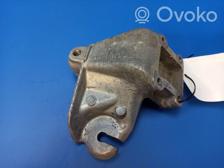 Mercedes-Benz 380 560SEC C126 Engine mounting bracket R1162235104