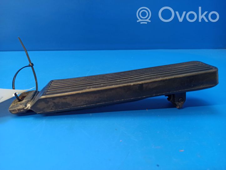 Mercedes-Benz COMPAKT W115 Accelerator throttle pedal 1163010082