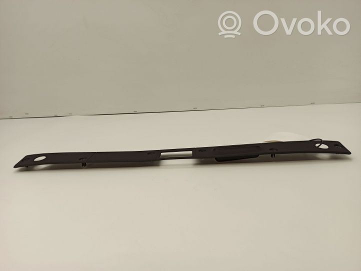 Mercedes-Benz E W211 Rivestimento serratura portellone posteriore/bagagliaio A2117500193