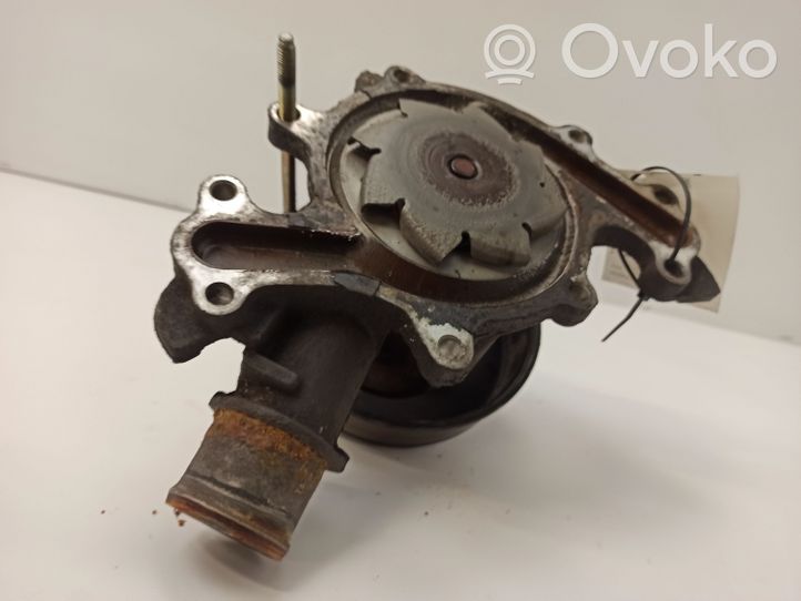 Ford Mustang IV Water pump RFF75E8505BA