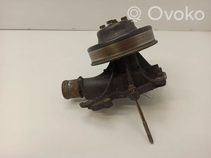 Ford Mustang IV Water pump RFF75E8505BA