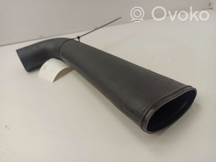 Mercedes-Benz COMPAKT W115 Air intake hose/pipe 6150940009