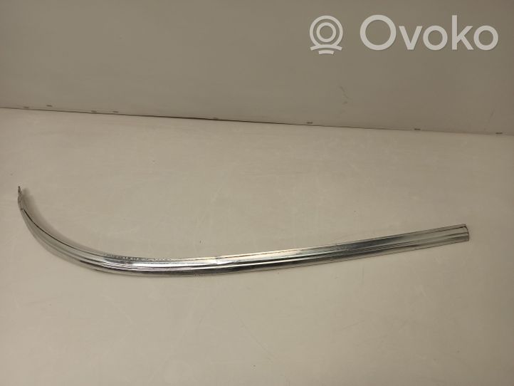 Mercedes-Benz 250 280 C CE W114 Windshield trim 