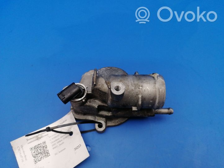 Mercedes-Benz C W204 Termostaatin kotelo A64620015