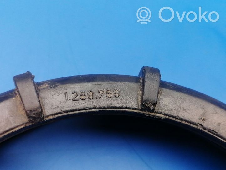 Mercedes-Benz C W203 Bague de verrouillage pour réservoir de carburant 1250759