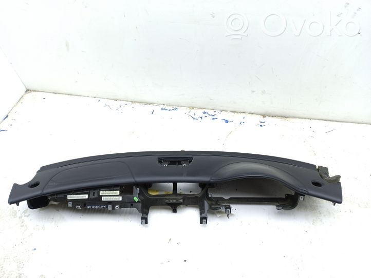 Mercedes-Benz CLS C219 Dashboard A2196801487