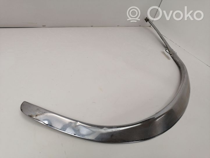 Mercedes-Benz S W116 Rivestimento passaruota anteriore 