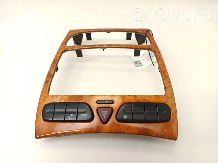 Mercedes-Benz CLK A209 C209 Console centrale, commande chauffage/clim A2096801239