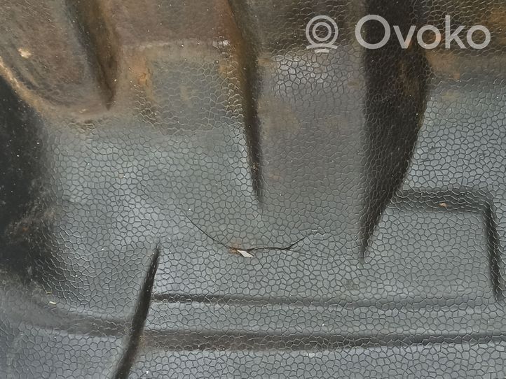 Mercedes-Benz E W123 Dolny panel schowka koła zapasowego 1236931233