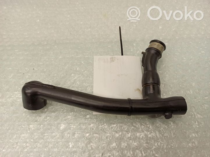 Mercedes-Benz E W123 Sfiato/tubo di sfiato/tubo flessibile 1020945082