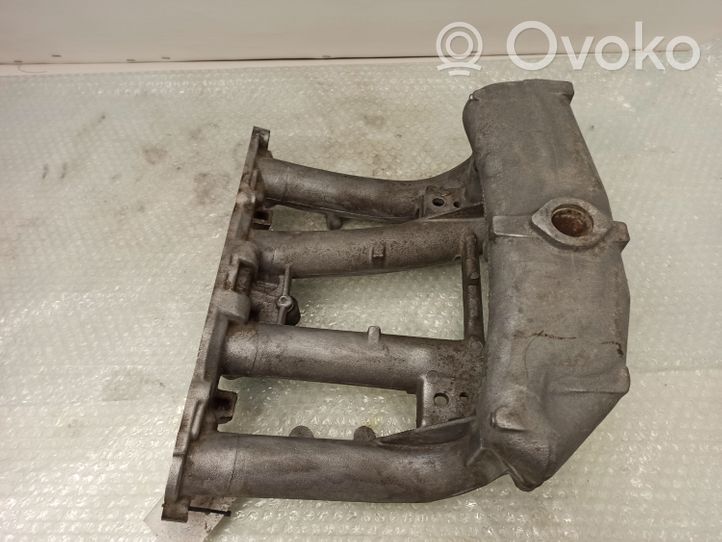 Mercedes-Benz E W123 Collettore di aspirazione R1021410301