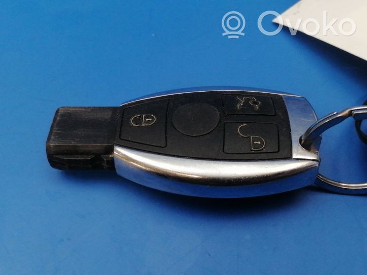 Mercedes-Benz C W204 Chiave/comando di accensione 