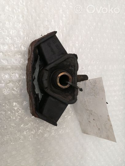 Mercedes-Benz E W123 Supporto della scatola del cambio W1213