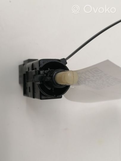 Mercedes-Benz Vito Viano W639 Brake pedal sensor switch 26013B