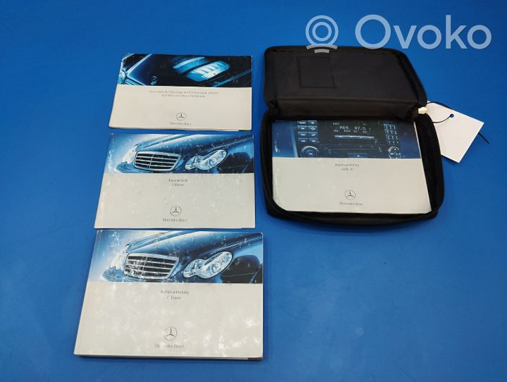 Mercedes-Benz C W203 Owners service history hand book 