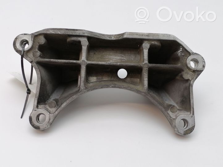 Mercedes-Benz E W211 Supporto di montaggio scatola del cambio A2112420340