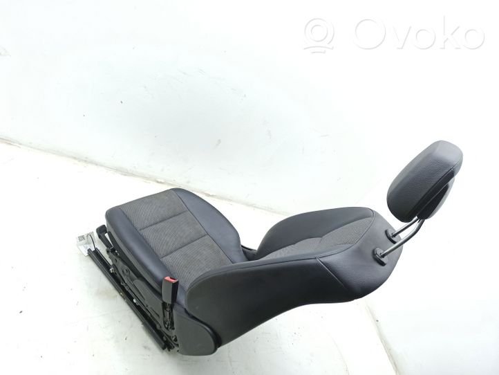 Mercedes-Benz C W204 Asiento delantero del pasajero 