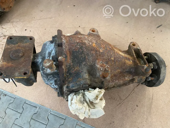 Mercedes-Benz E W123 Mechanizm różnicowy tylny / Dyferencjał R1153513208