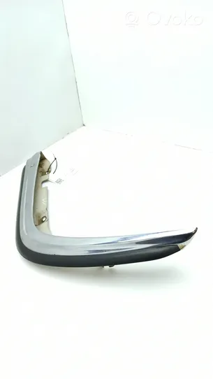 Mercedes-Benz S W116 Rivestimento del pannello parte angolare del paraurti anteriore 