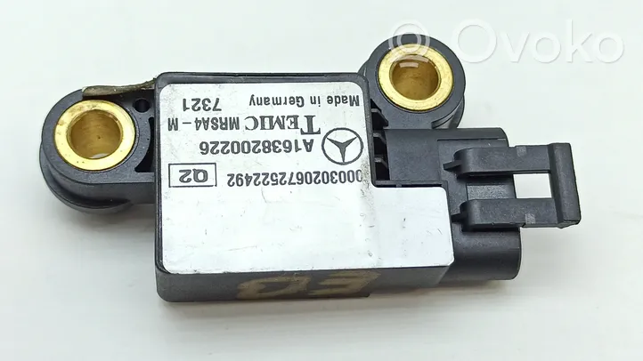 Mercedes-Benz ML W163 Gaisa spilvenu trieciensensors A1638200226