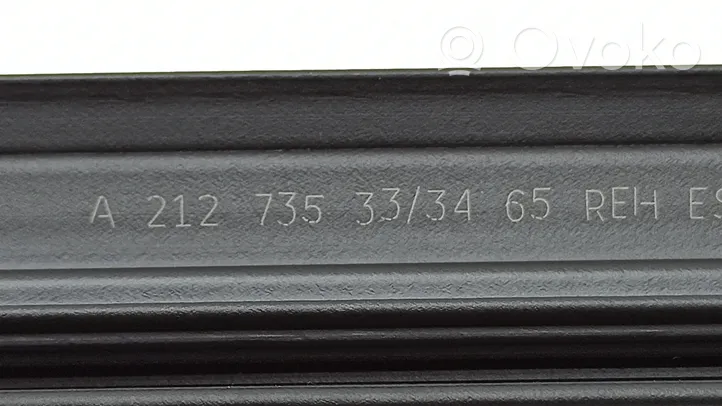 Mercedes-Benz E W212 Joint / vitre de porte arrière A2127353365