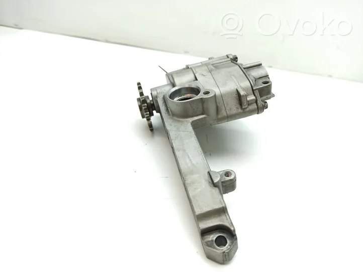 Mercedes-Benz ML W164 Pompe à huile A6421810847