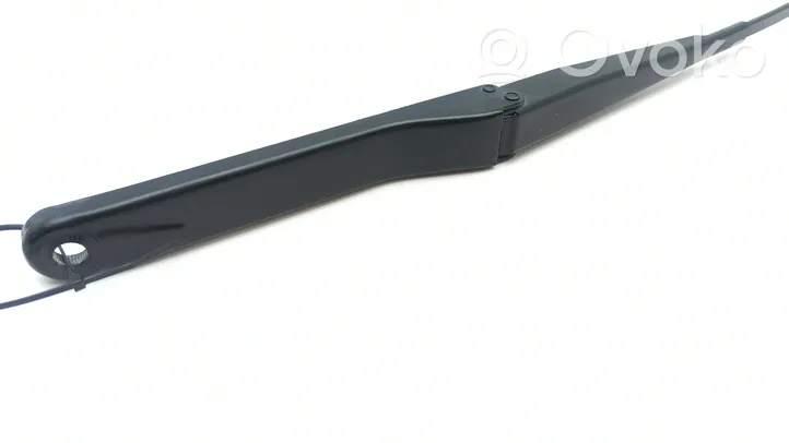 BMW Z4 E85 E86 Front wiper blade arm 7011764