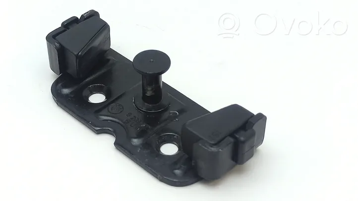 BMW Z4 E85 E86 Trunk lock loop 8203771