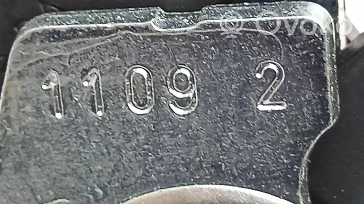 Mercedes-Benz E W212 Sēdekļa atzveltnes slēdzene 11092