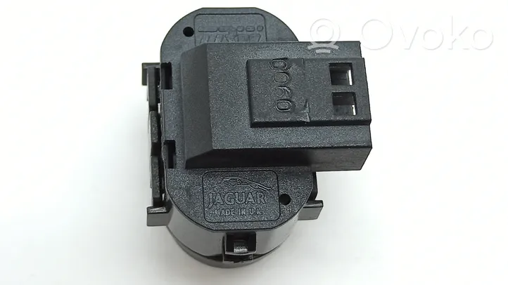 Jaguar XJ X308 Electric window control switch NC6388AA