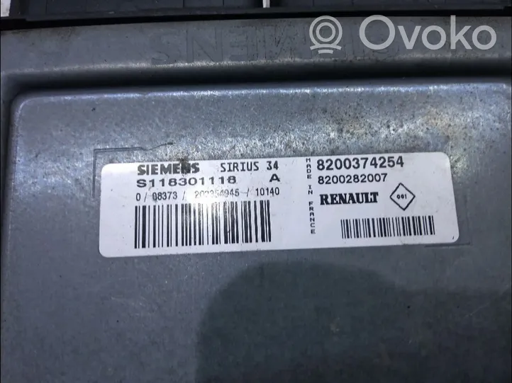 Renault Clio II Sterownik / Moduł ECU 