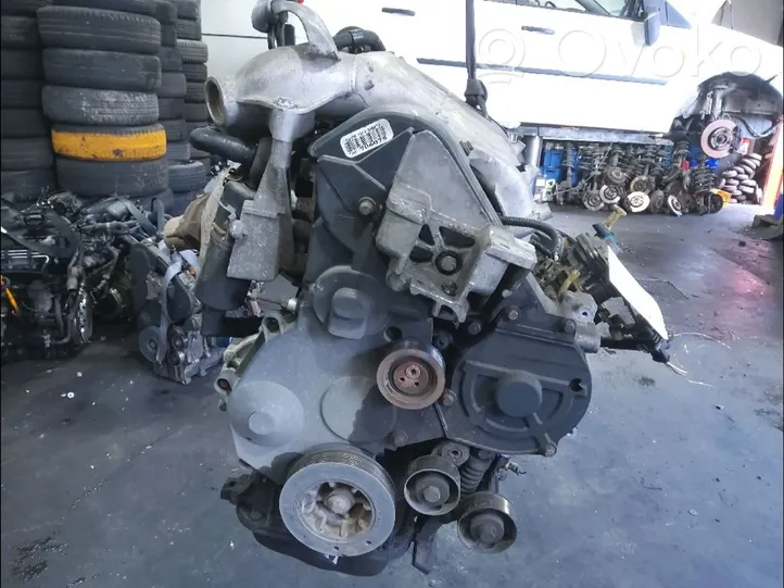 Renault Safrane Engine 7701471384