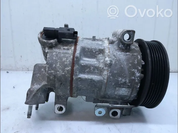 Citroen C4 II Kompresor / Sprężarka klimatyzacji A/C 9822101380