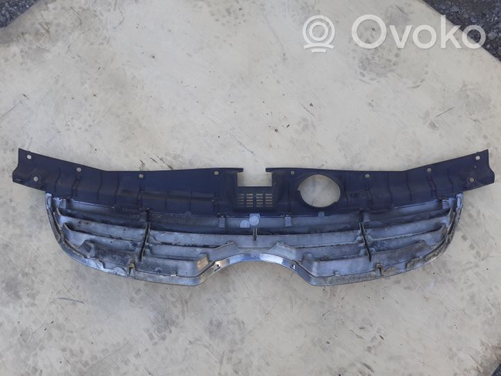 Hyundai ix 55 Front bumper upper radiator grill 863663J000