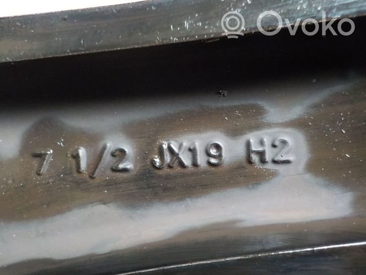 Volvo XC90 Felgi aluminiowe R19 31680357