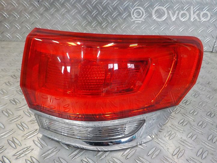 Jeep Grand Cherokee Luci posteriori P68110000AC