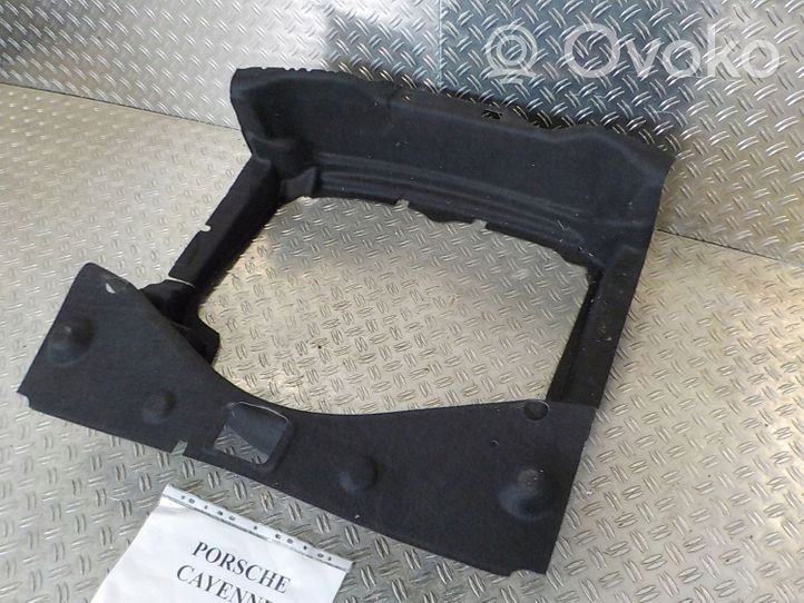 Porsche Cayenne (92A) Rivestimento vano della ruota di scorta 7P5863697