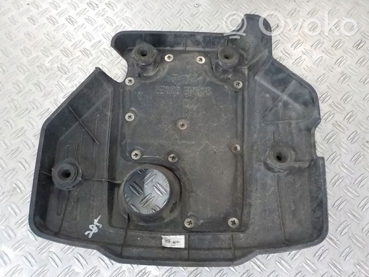 Hyundai H-1, Starex, Satellite Couvercle cache moteur 