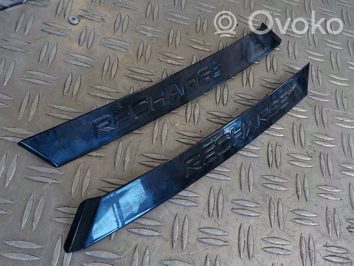 Volvo XC40 Rivestimento vetro lato posteriore 32262930