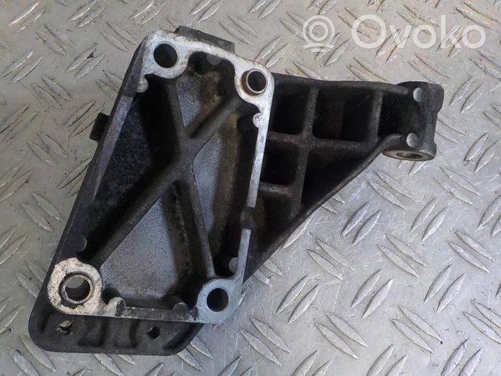 Iveco Daily 5th gen Support de boîte de vitesses 504141842