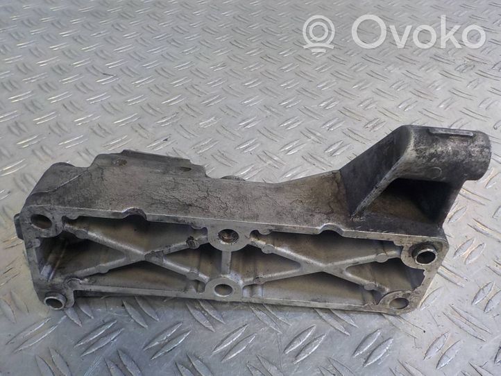 Iveco Daily 5th gen Support, suspension du moteur 504359804