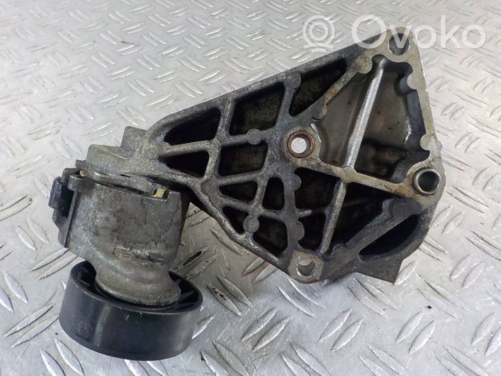 Iveco Daily 5th gen Support de générateur / alternateur 504115732