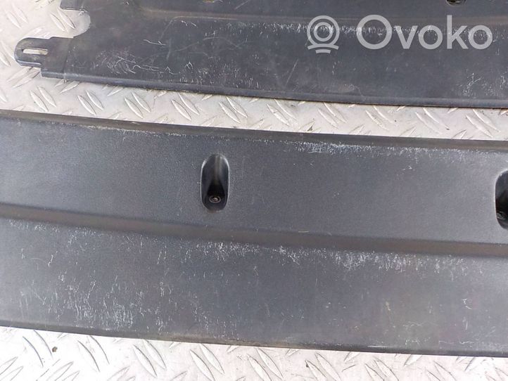 Iveco Daily 4th gen Rivestimento del tergicristallo 504022283