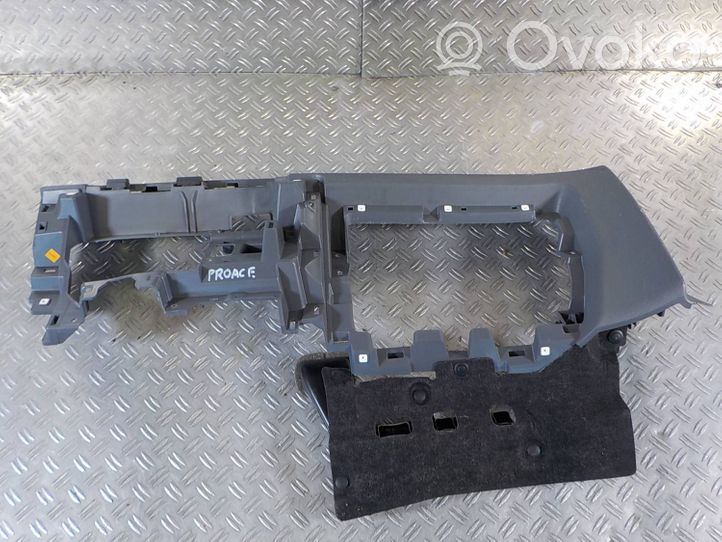 Toyota Proace Rama schowka deski rozdzielczej 9808801577