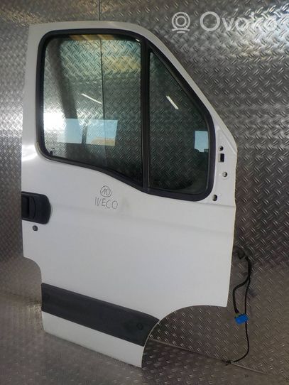 Iveco Daily 5th gen Porte avant 