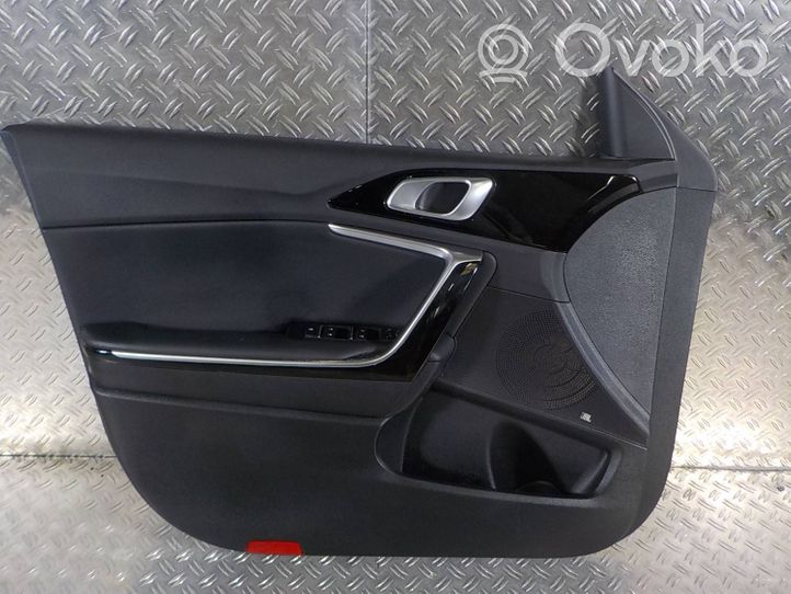 KIA Ceed Apmušimas slankiojančių durų (obšifke) 82370-J7000