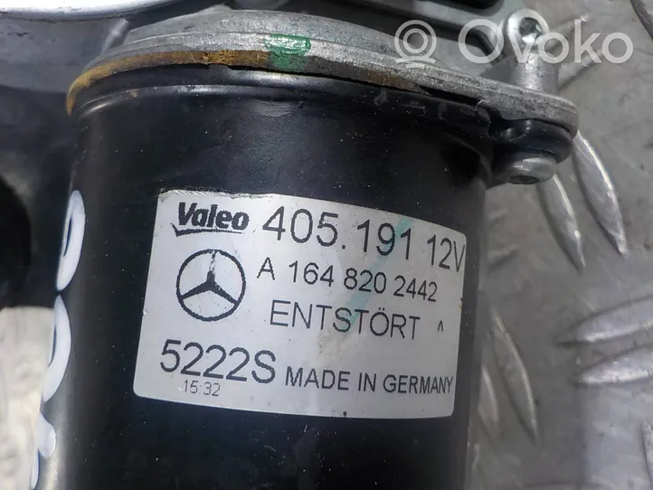 Mercedes-Benz ML AMG W166 Mechanizm i silniczek wycieraczek szyby przedniej / czołowej A1668200540